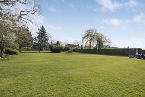 Photo 16- click for photo gallery